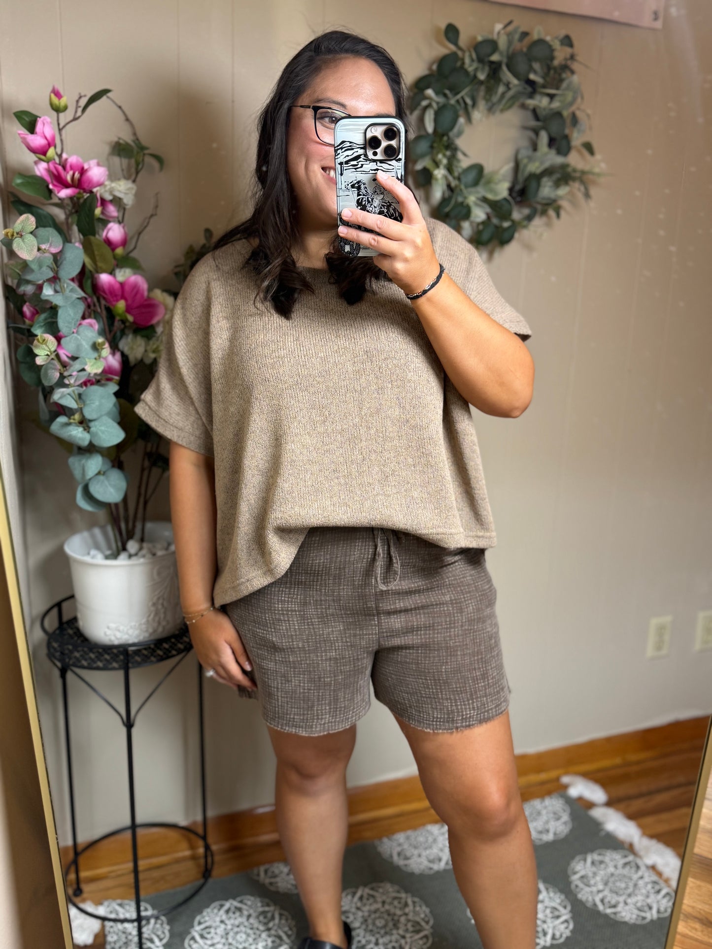 Quinn's Frayed Hem Shorts