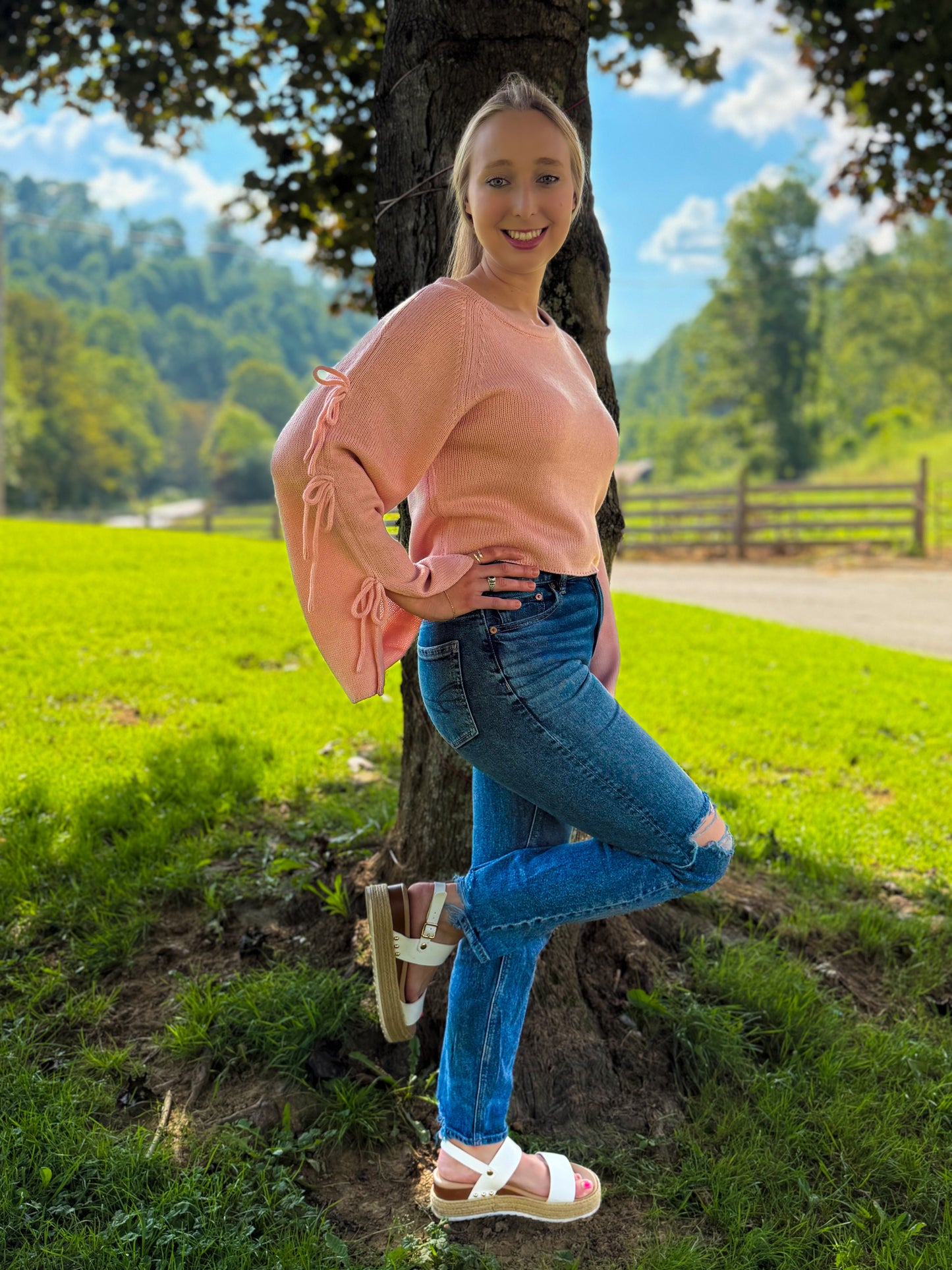 The Autumn Bow Sweater- Light Pink