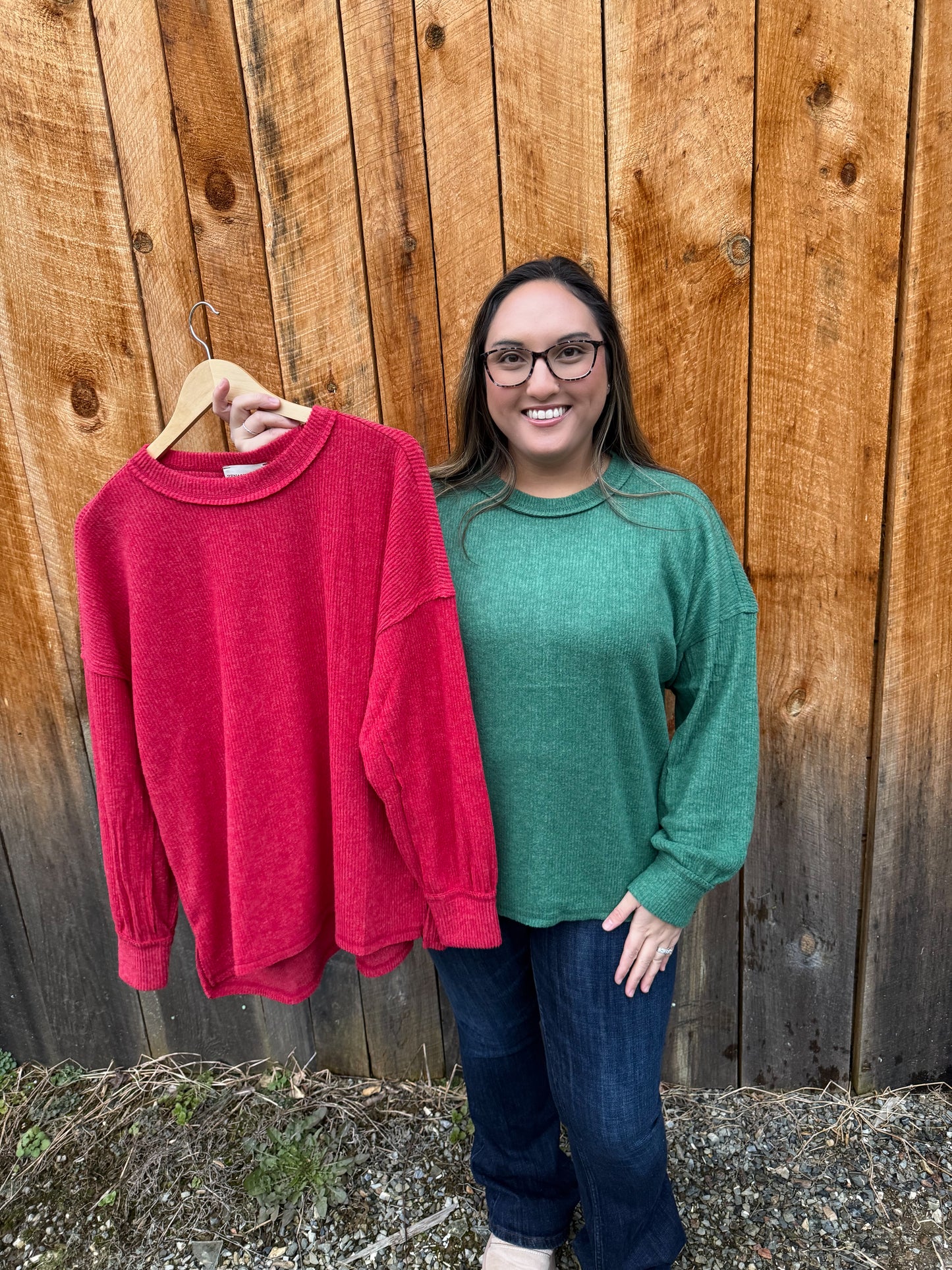 Holly-Berry Seam- 2 Colors