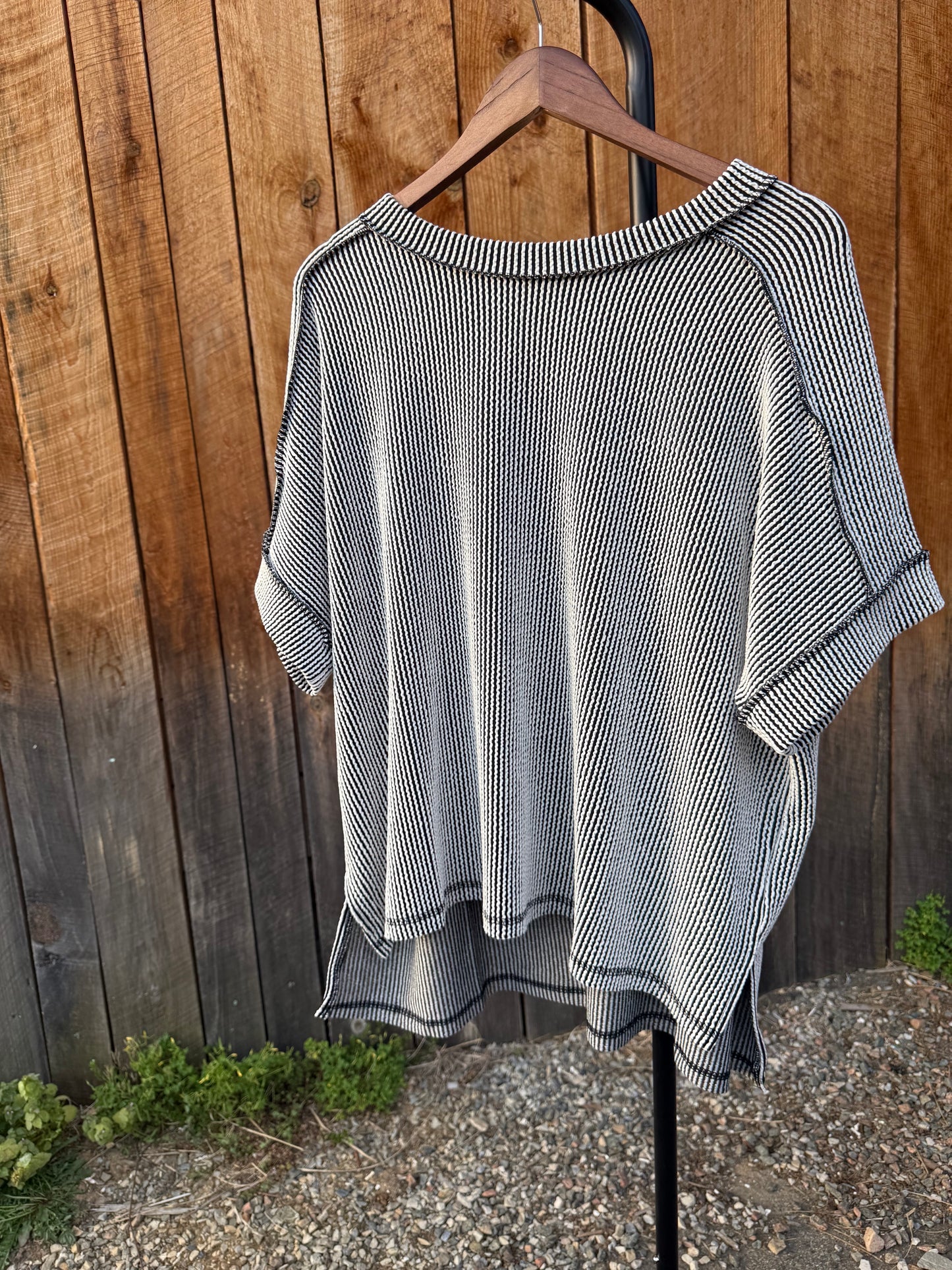 Cuffed Classic Contrast Top- Black/White