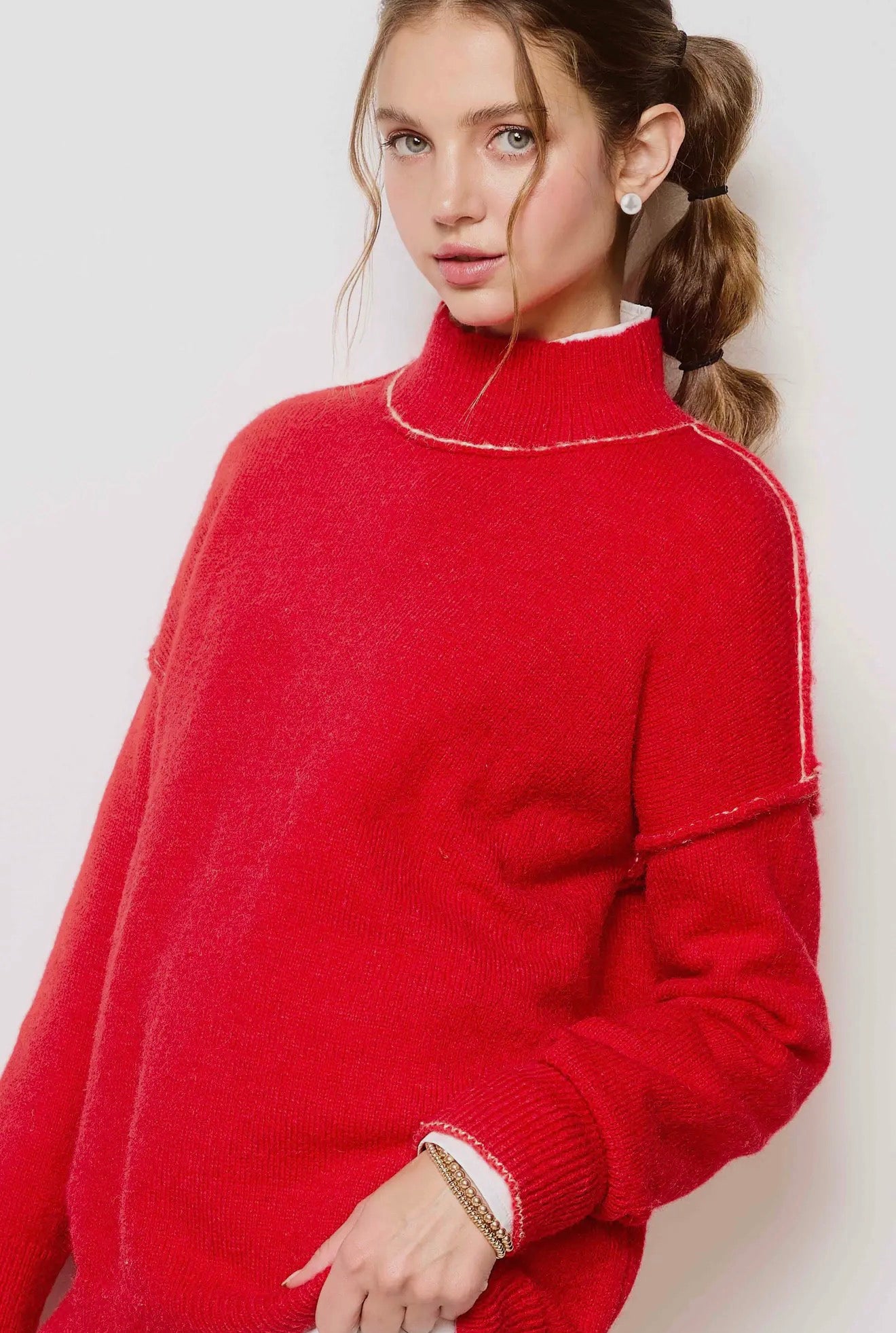 The Sweetheart Seam Pullover- Red